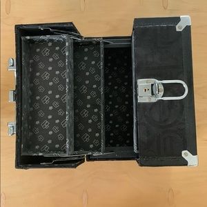 Caboodles Make Up Box